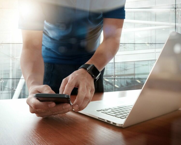 Distance Employee Minimize the Distance Between Remote Employees and the Company – Chief ...