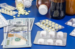 Ailing Health Care System Gets a Shot From Amazon, Berkshire and JPMorgan